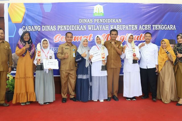 Para Juara FLS2N Tingkat SMA se-Kabupaten Aceh Tenggara