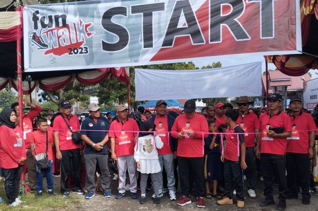 Peringati Sumpah Pemuda, Cabdisdik Aceh Tenggara Gelar Kegiatan Jalan Santai